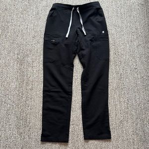 Figs Yola skinny scrub pants, size XS, black.
